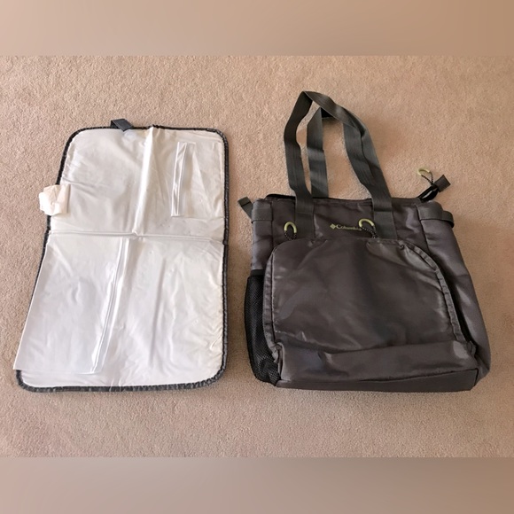 Like new steel gray & black Unisex Columbia diaper bag with changing pad - Picture 1 of 10